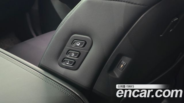Hyundai Santafe 2024 — photo 28