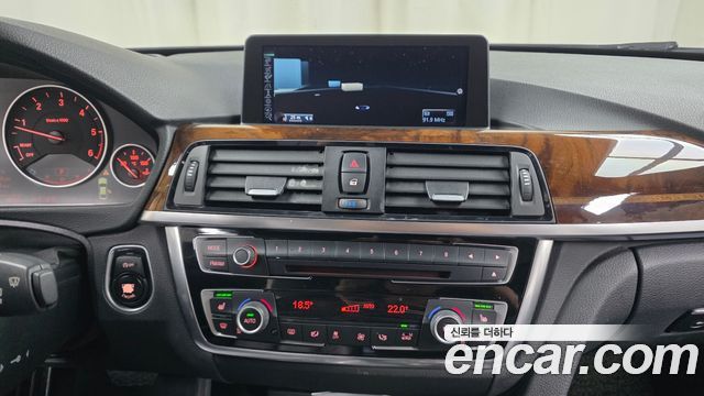 BMW 4-Series 2015 — photo 19