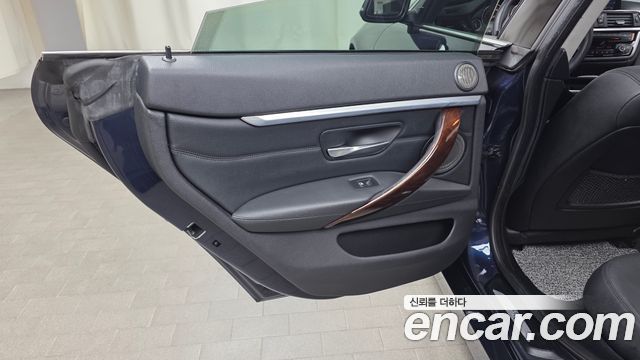 BMW 4-Series 2015 — photo 15