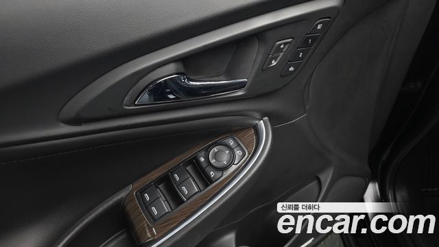 Chevrolet Korea Malibu 2018 — photo 32