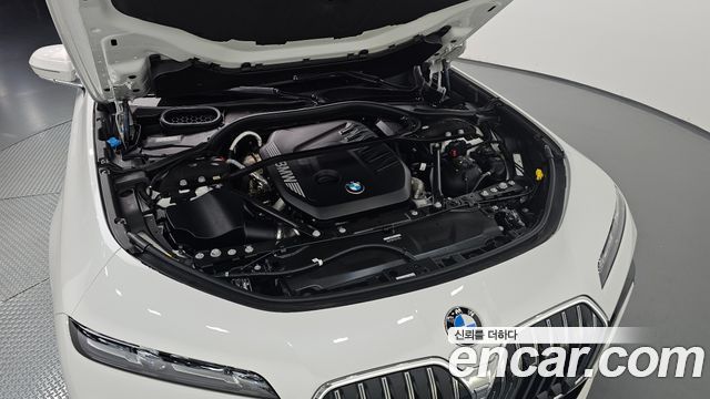 BMW 7-Series 2025 — photo 6