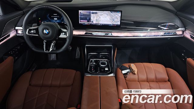 BMW 7-Series 2025 — photo 10