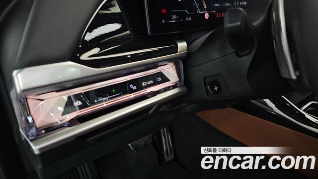 BMW 7-Series 2025 — photo 36