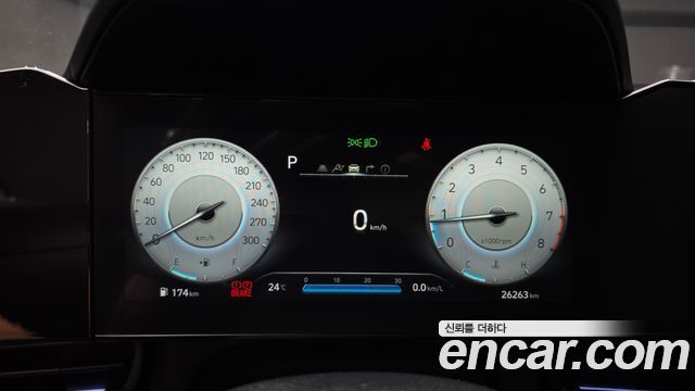 Hyundai AVANTE 2023 — photo 11
