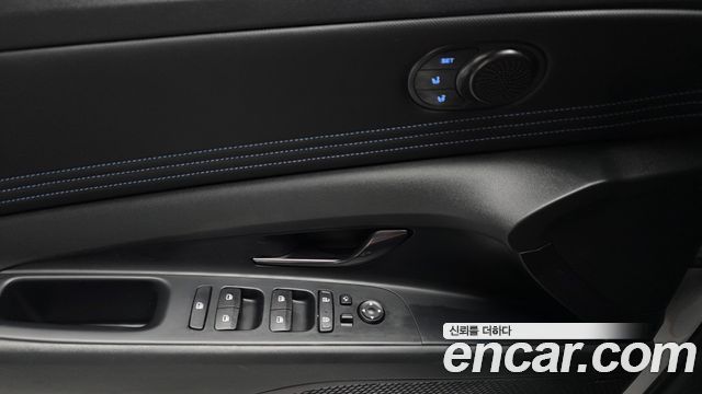 Hyundai AVANTE 2023 — photo 25