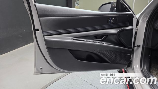 Hyundai AVANTE 2023 — photo 14