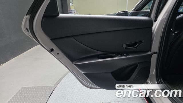 Hyundai AVANTE 2023 — photo 15