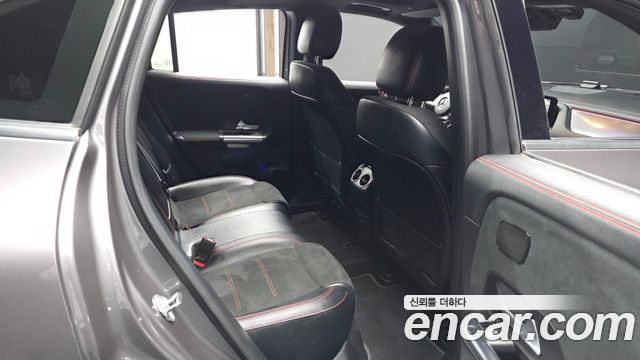 Mercedes-Benz EQA 2022 — photo 18
