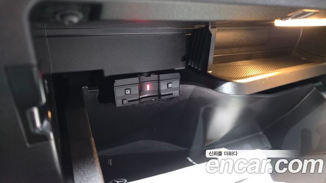 Mercedes-Benz EQA 2022 — photo 33