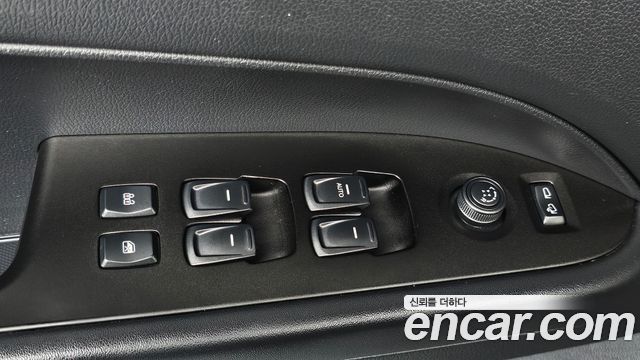 KG Mobility Rexton 2018 — photo 18