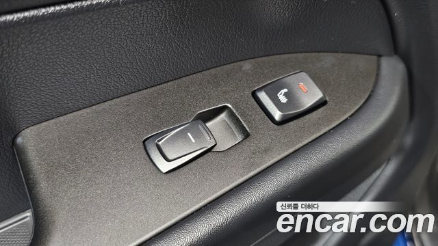 KG Mobility Rexton 2018 — photo 26