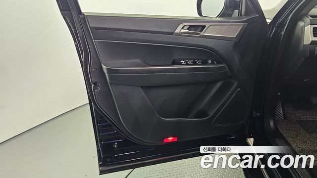 KG Mobility Rexton 2018 — photo 14