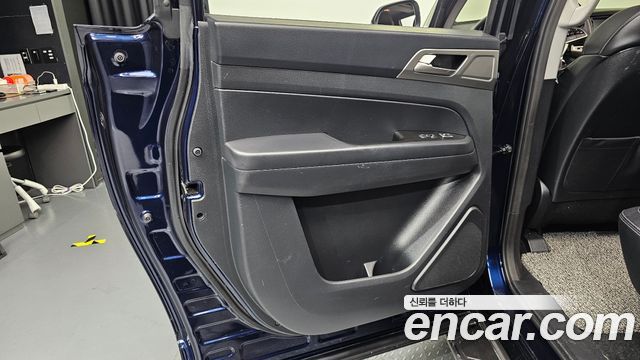 KG Mobility Rexton 2018 — photo 15
