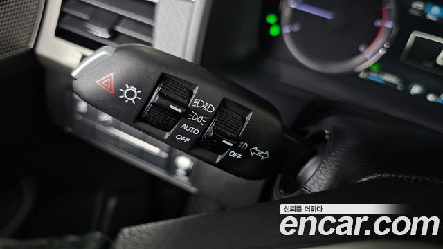 KG Mobility Rexton 2018 — photo 27
