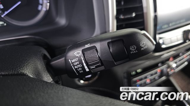 KG Mobility Rexton 2018 — photo 29