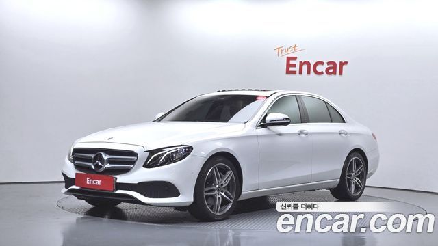 Mercedes-Benz E-Class 2019 — photo 1