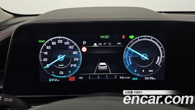 Kia Niro 2024 — photo 11