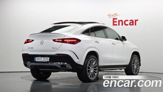 Mercedes-Benz GLE-Class 2025 — photo 2