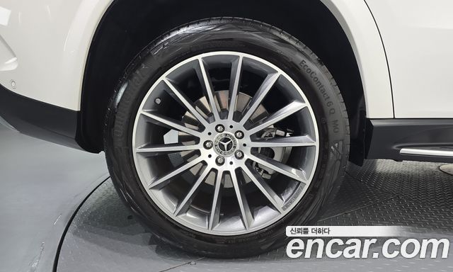Mercedes-Benz GLE-Class 2025 — photo 5