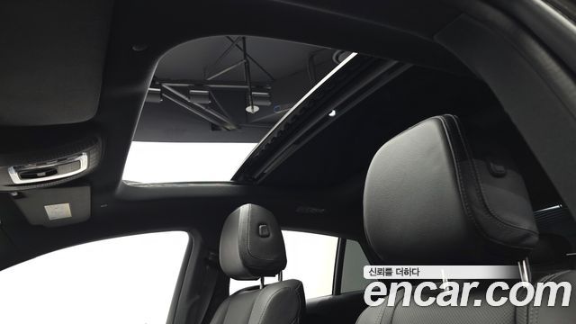 Mercedes-Benz GLE-Class 2025 — photo 26