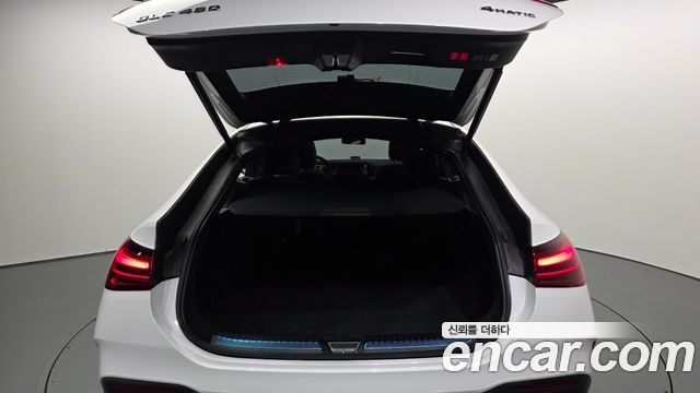 Mercedes-Benz GLE-Class 2025 — photo 33