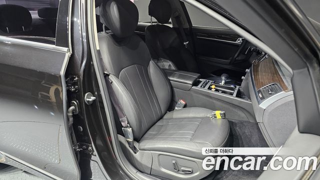 Genesis G80 2019 — photo 18