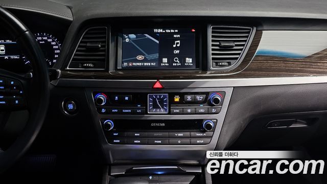 Genesis G80 2019 — photo 20