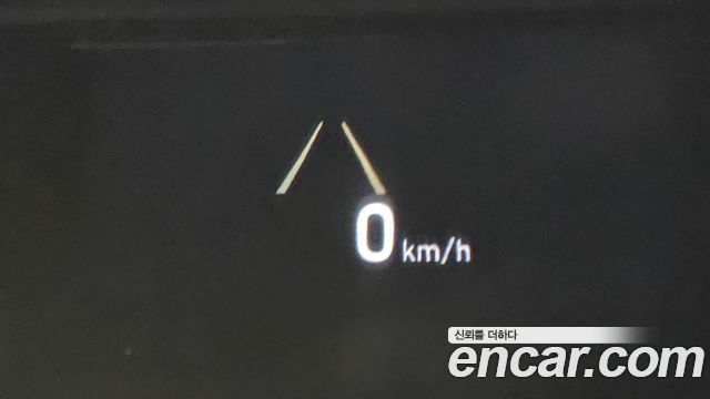 Genesis G80 2019 — photo 25