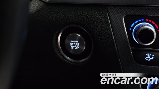 Genesis G80 2019 — photo 28