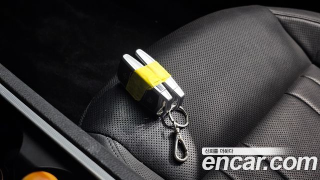 Genesis G80 2019 — photo 34