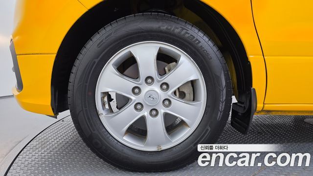 Hyundai Starex 2021 — photo 5