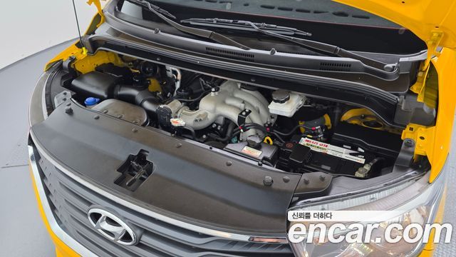 Hyundai Starex 2021 — photo 6