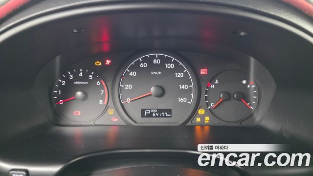 Hyundai Starex 2021 — photo 8
