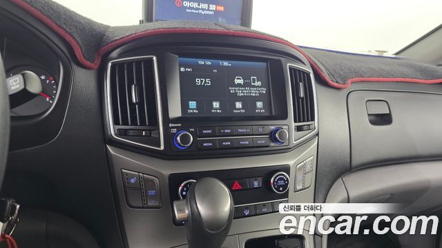 Hyundai Starex 2021 — photo 14
