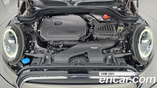 Mini Cooper 2024 — photo 6