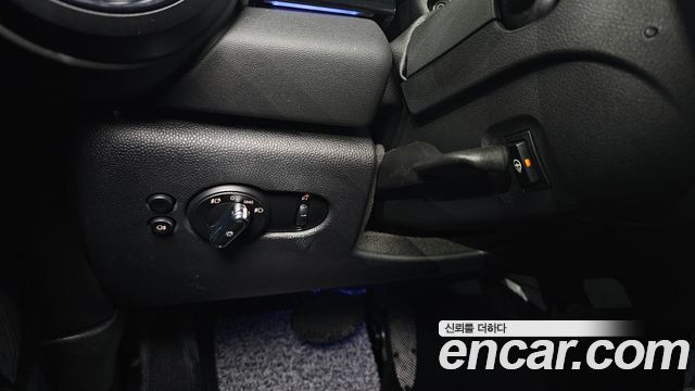Mini Cooper 2024 — photo 24