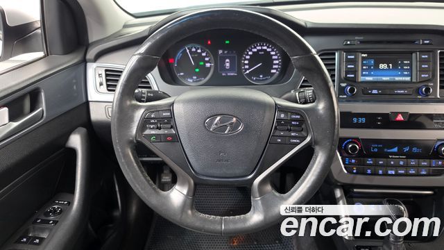 Hyundai Sonata 2015 — photo 13