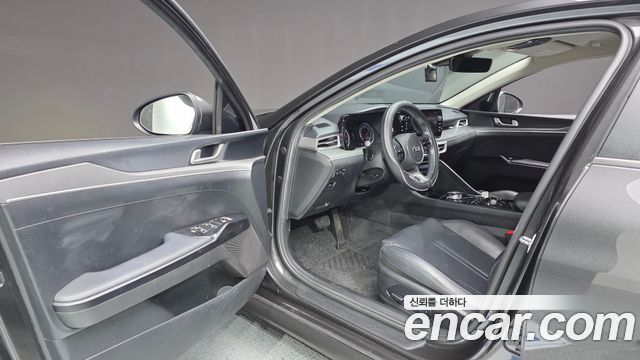 Kia K5 2021 — photo 13