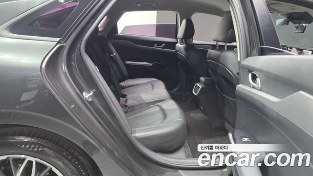 Kia K5 2021 — photo 18