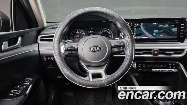 Kia K5 2021 — photo 20