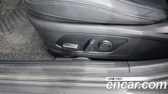 Kia K5 2021 — photo 31