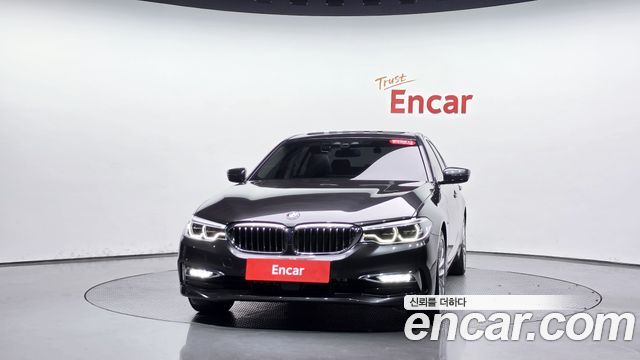 BMW 5-Series 2018 — photo 3