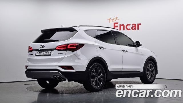 Hyundai Santafe 2016 — photo 2