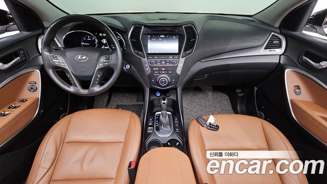 Hyundai Santafe 2016 — photo 10