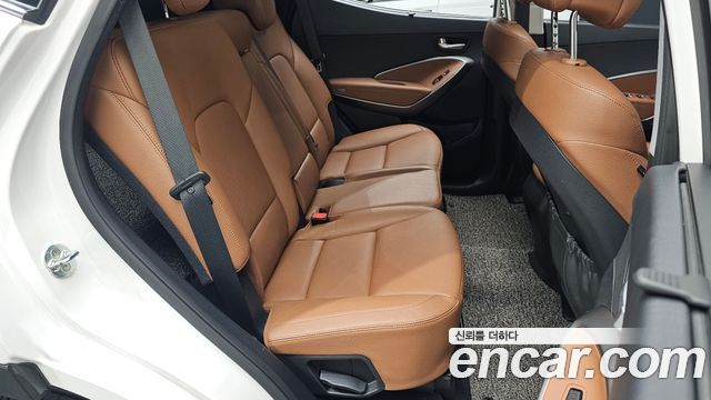 Hyundai Santafe 2016 — photo 17