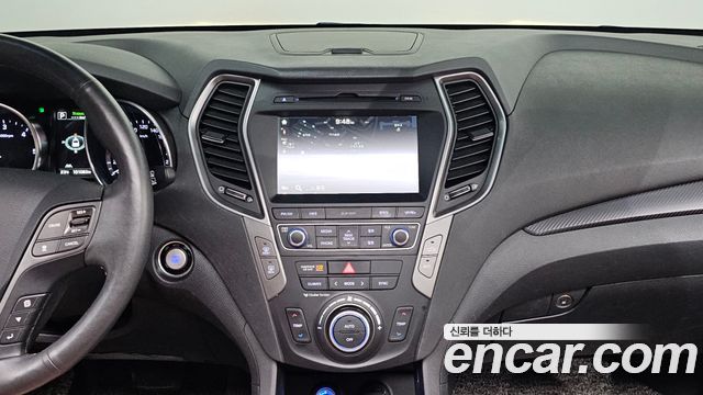 Hyundai Santafe 2016 — photo 19