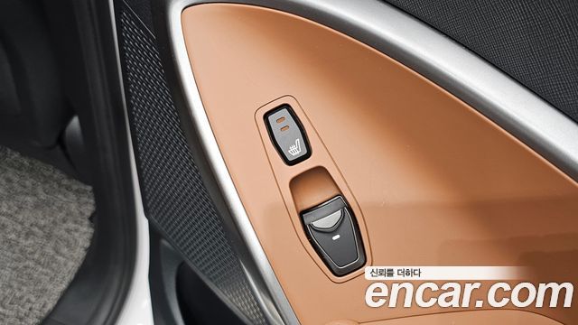 Hyundai Santafe 2016 — photo 22