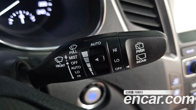 Hyundai Santafe 2016 — photo 30