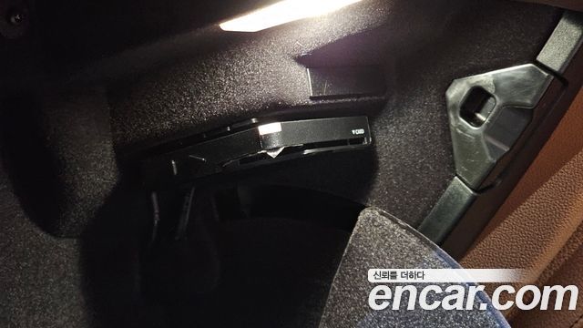 BMW 5-Series 2023 — photo 29