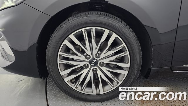 Kia K7 2020 — photo 5